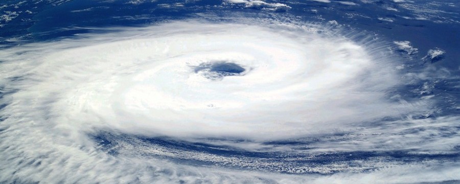 tropical-cyclone-catarina-1167137_1280